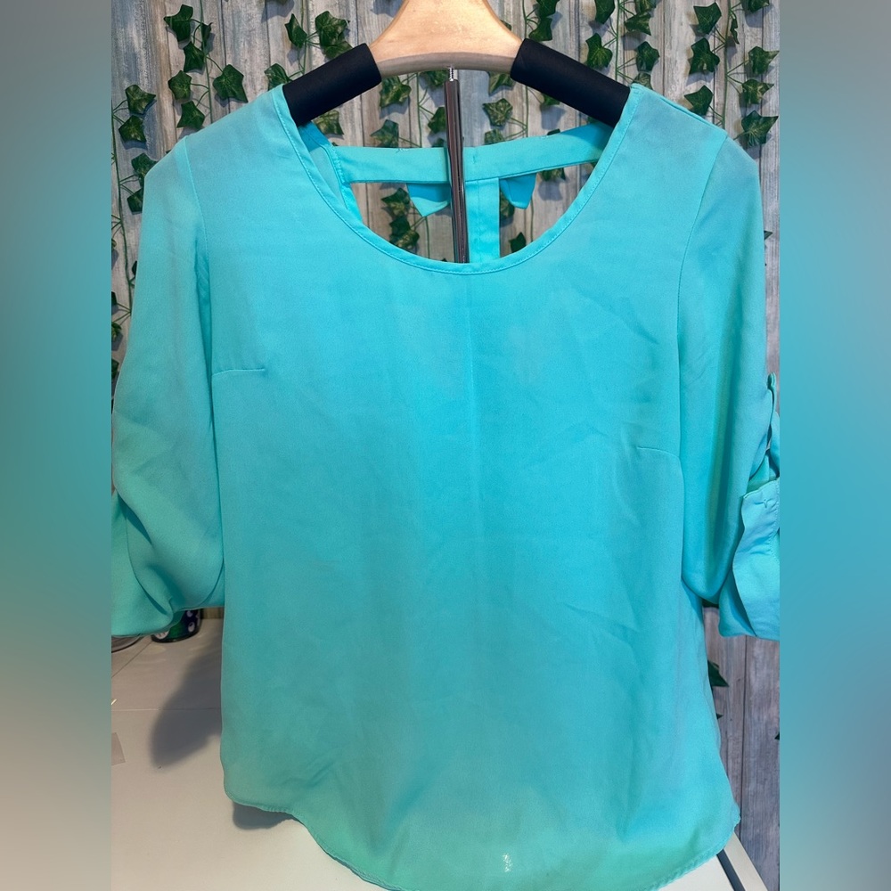 Small pre owned Charlotte Russe top